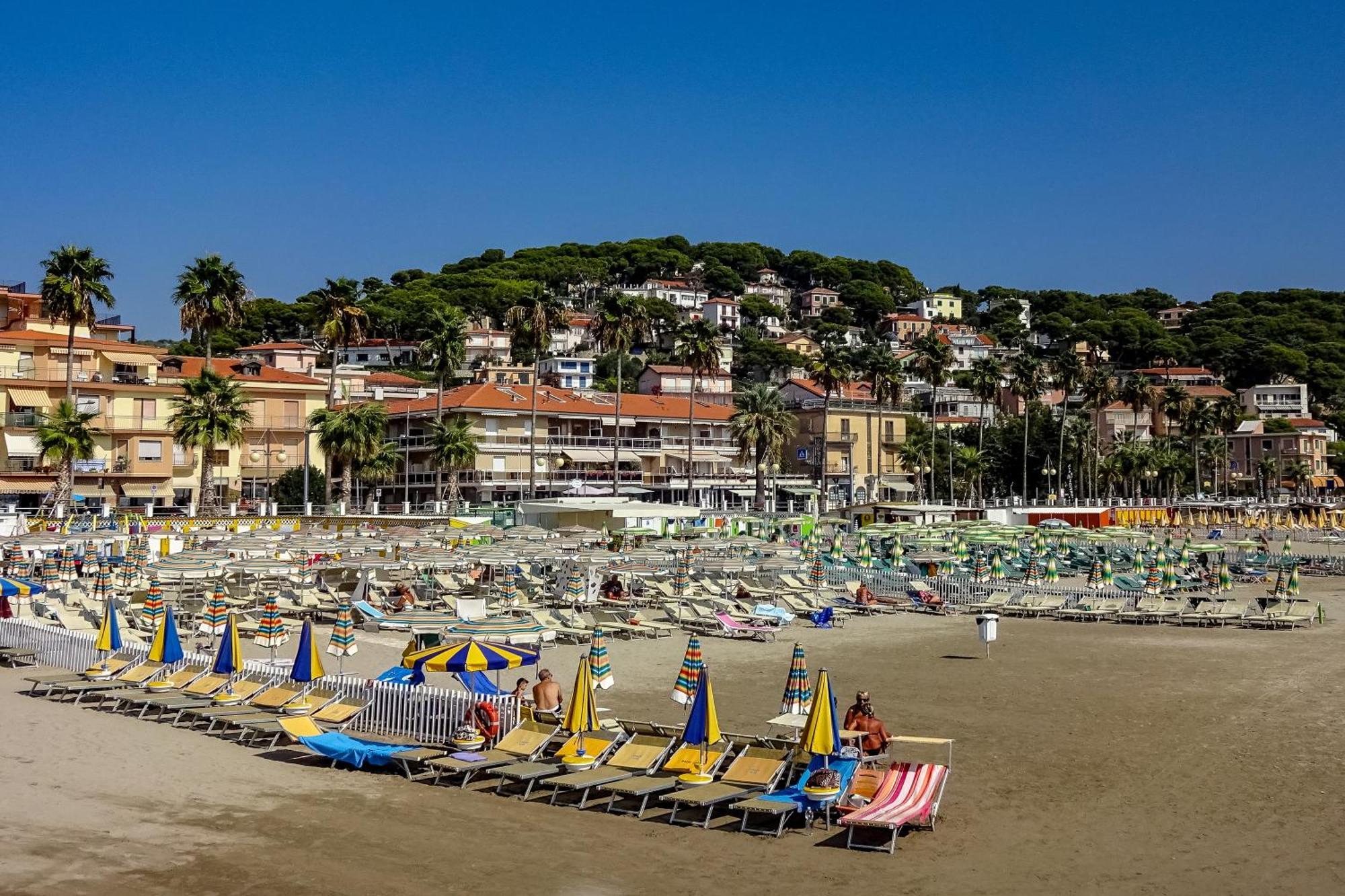Laigueglia Beach - Happy Rentals Exterior foto